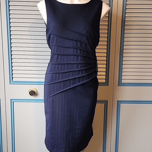 Carmen Marc Valvo Navy Dress - Picture 2 of 12